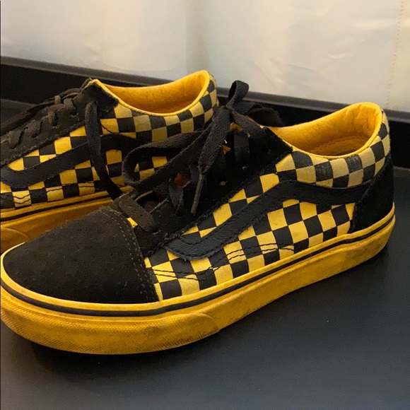 Vans Yellow and Black - Picture 1 of 5